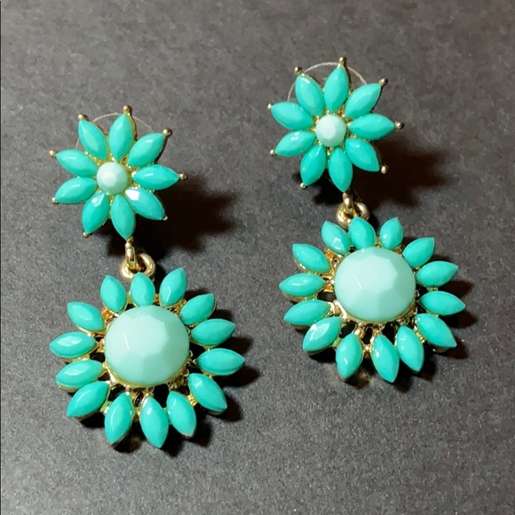 Starburst Green & Gold Flower Pierced Earrings 2"